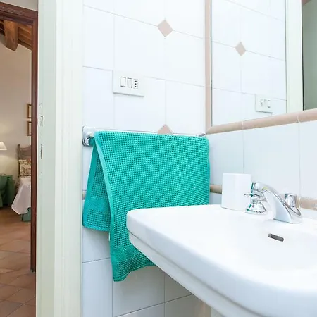 Trevi Penthouse With Jacuzzi Apartment